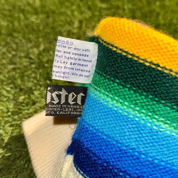 80s Rainbow & Cream Meister ‘New Wool’ Pom Beanie - Picture 7 of 7